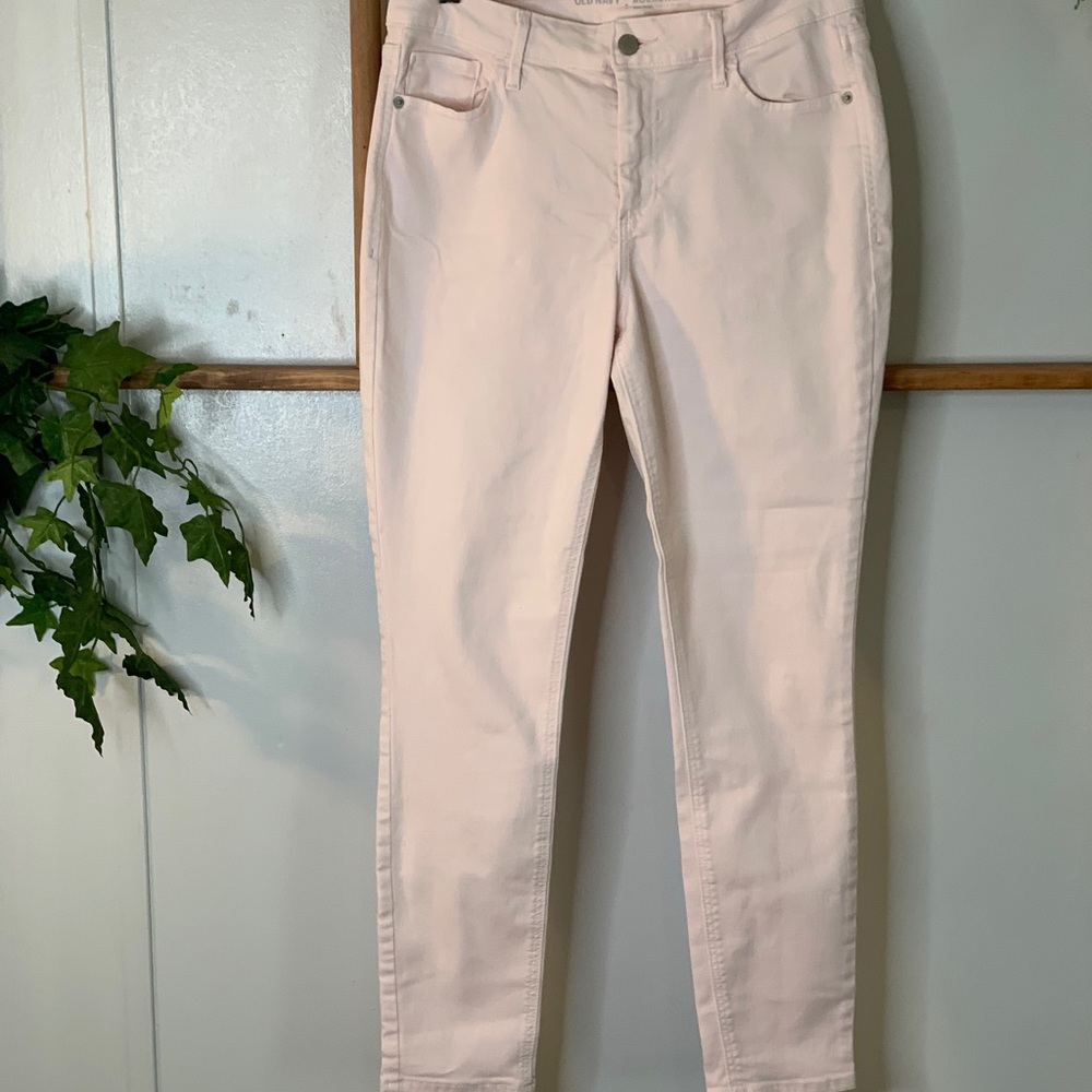 OLD NAVY ROCKSTAR PINK MID RISE JEANS 10